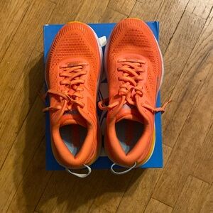 Hoka Bondi 7 tennis shoes